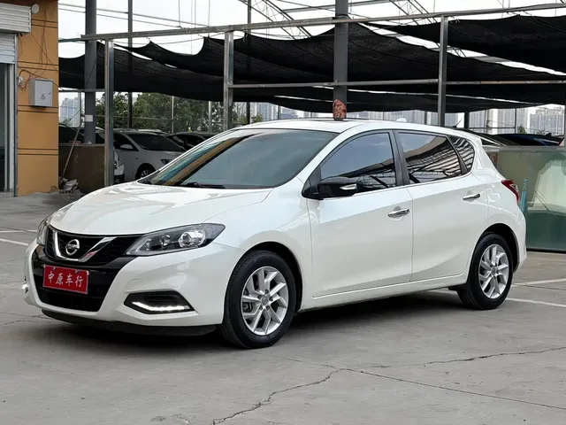 Nissan Tiida 2021 1.6L CVT Smart Drive Edition
