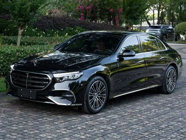 Mercedes-Benz E-Class 2025 E 300 L Fashion