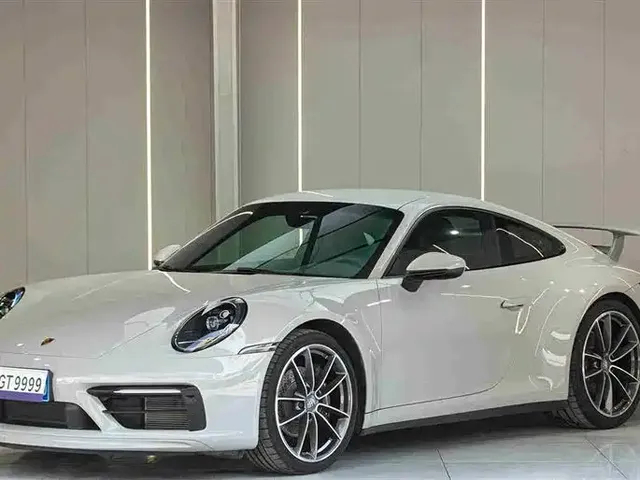 Porsche 911 2020 Carrera 3.0T