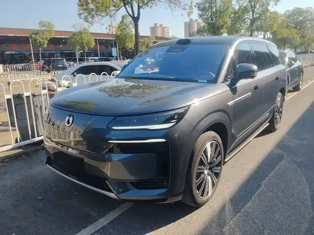 Denza N9 2025 Flagship Model