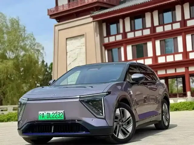 HiPhi Y 2023 560km Pioneer Edition