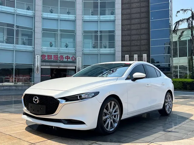 Mazda 3 Axela 2021 2.0L Automatic Quality Elegance
