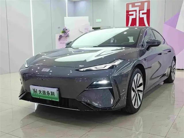 Geely Galaxy E8 2024 550km RWD MAX