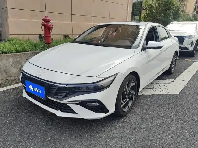 Hyundai Elantra 2023 1.5L CVT GLX Elite Edition