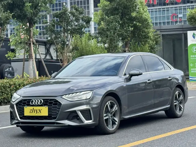 Audi A4L 2022 40 TFSI Luxury Dynamic