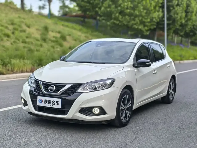 Nissan Tiida 2016 1.6L CVT Smart Edition