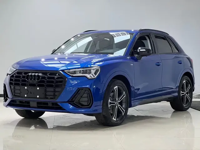 Audi Q3 2023 35 TFSI Fashion Dynamic (1.4T)