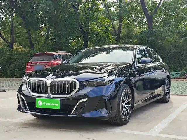 BMW i5 2025 eDrive 35L M Sport Package
