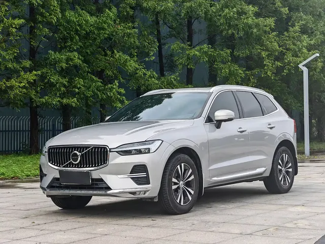 Volvo XC60 2023 B5 AWD Smart Luxury Edition