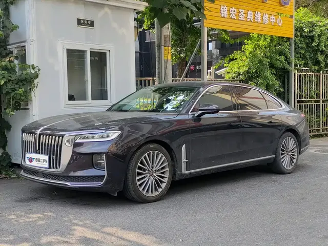 Hongqi H9 2020 2.0T Smart Connection Qi Chang Edition