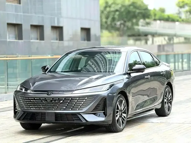 Changan Eado 2025 Model Year Facelift 1.5T 500Bar Premium Edition