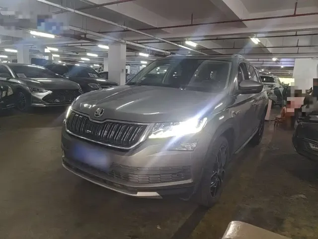 Škoda Kodiaq 2019 Facelift TSI380 7-Seater 4WD Flagship Edition China VI