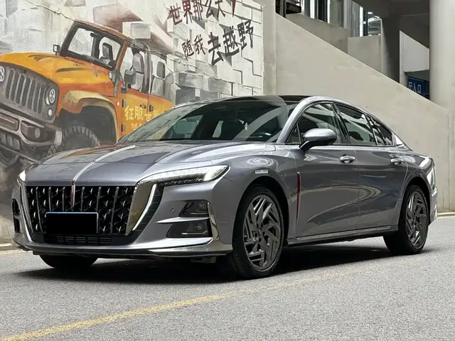Hongqi H6 2023 2.0T Premium Edition