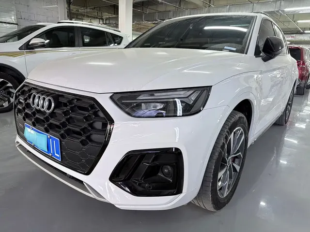 Audi Q5L 2025 40 TFSI Fashion Dynamic
