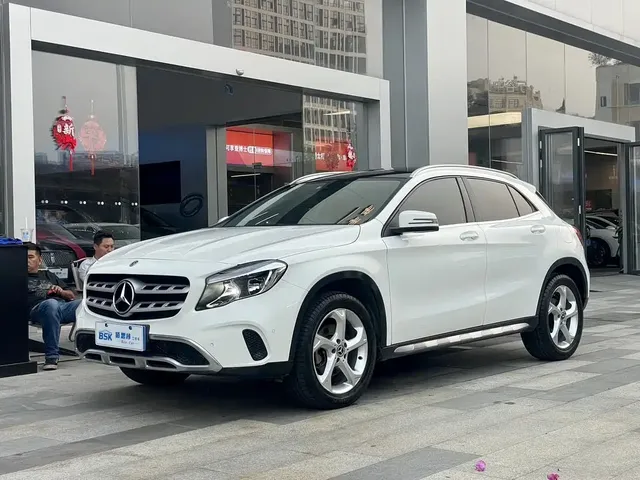 Mercedes-Benz GLA 2019 GLA 200 Dynamic