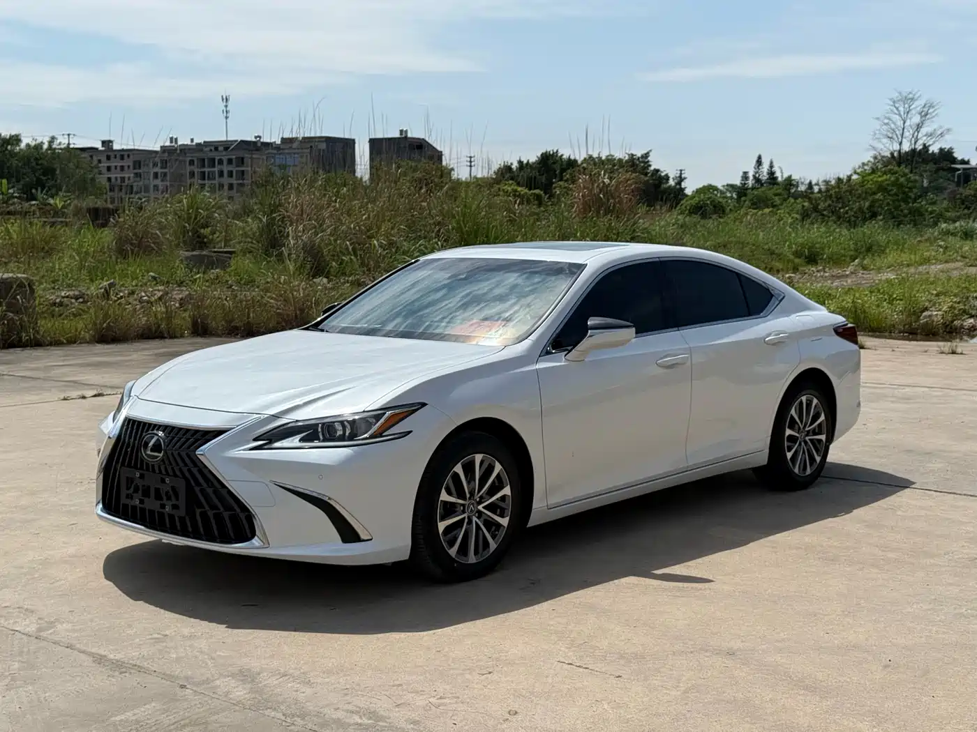 Lexus ES 2024 200 Premium Edition