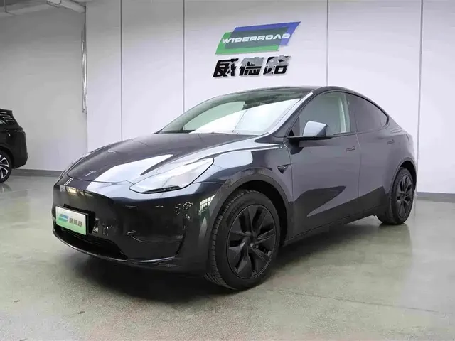 Tesla Model Y 2024 Long Range AWD
