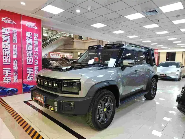 Jetour Traveler 2023 2.0T 4WD Cross