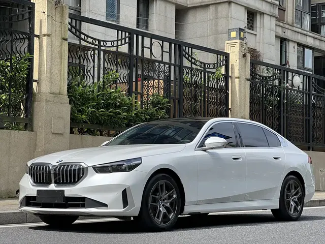 BMW 5 Series 2022 Model Second Facelift 525Li M Sport Package