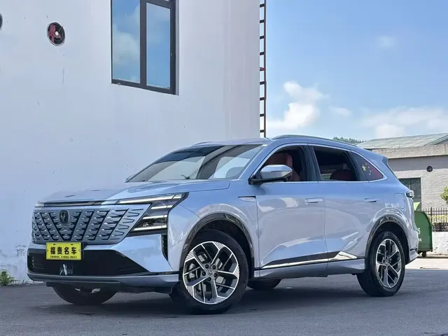 Changan CS75 PLUS 2025 4th Gen 1.5T New Blue Whale Smart Premium