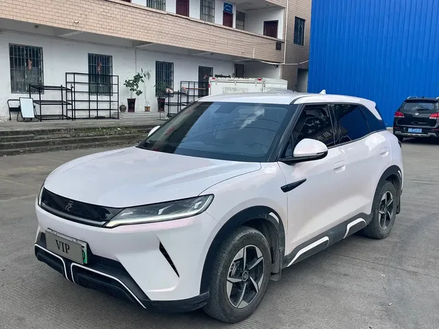 BYD Yuan UP 2024 401KM Leading Edition