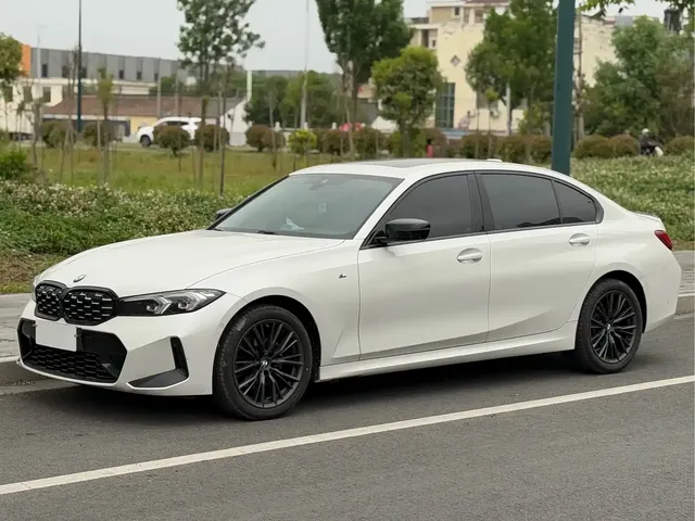 BMW 3 Series 2024 325Li M Sport Shadowline Package