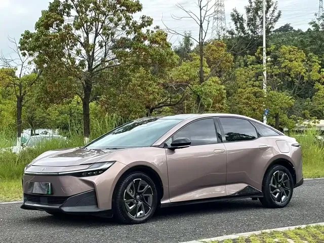 Toyota bZ3 2023 616km Long Range Premium