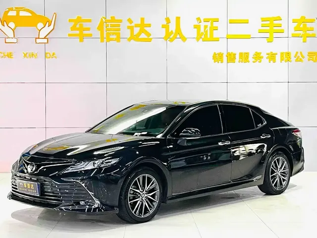 Toyota Camry 2021 2.5G Luxury Edition