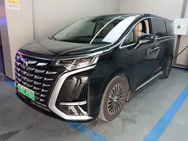 Denza D9 2024 DM-i 980 AWD Prestige