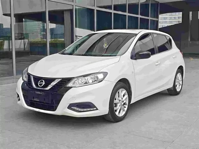 Nissan Tiida 2021 1.6L CVT Cool Edition