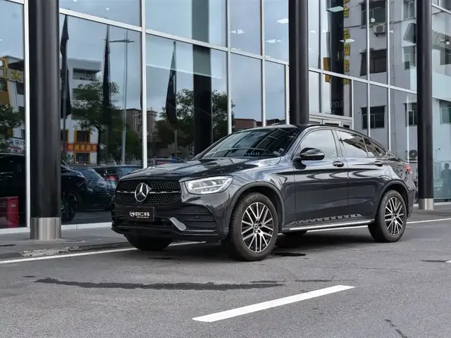 Mercedes-Benz GLC Coupe 2021 GLC 300 4MATIC Coupe SUV