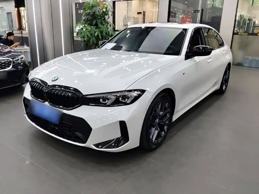 BMW 3 Series 2025 330Li M Sport Night Edition