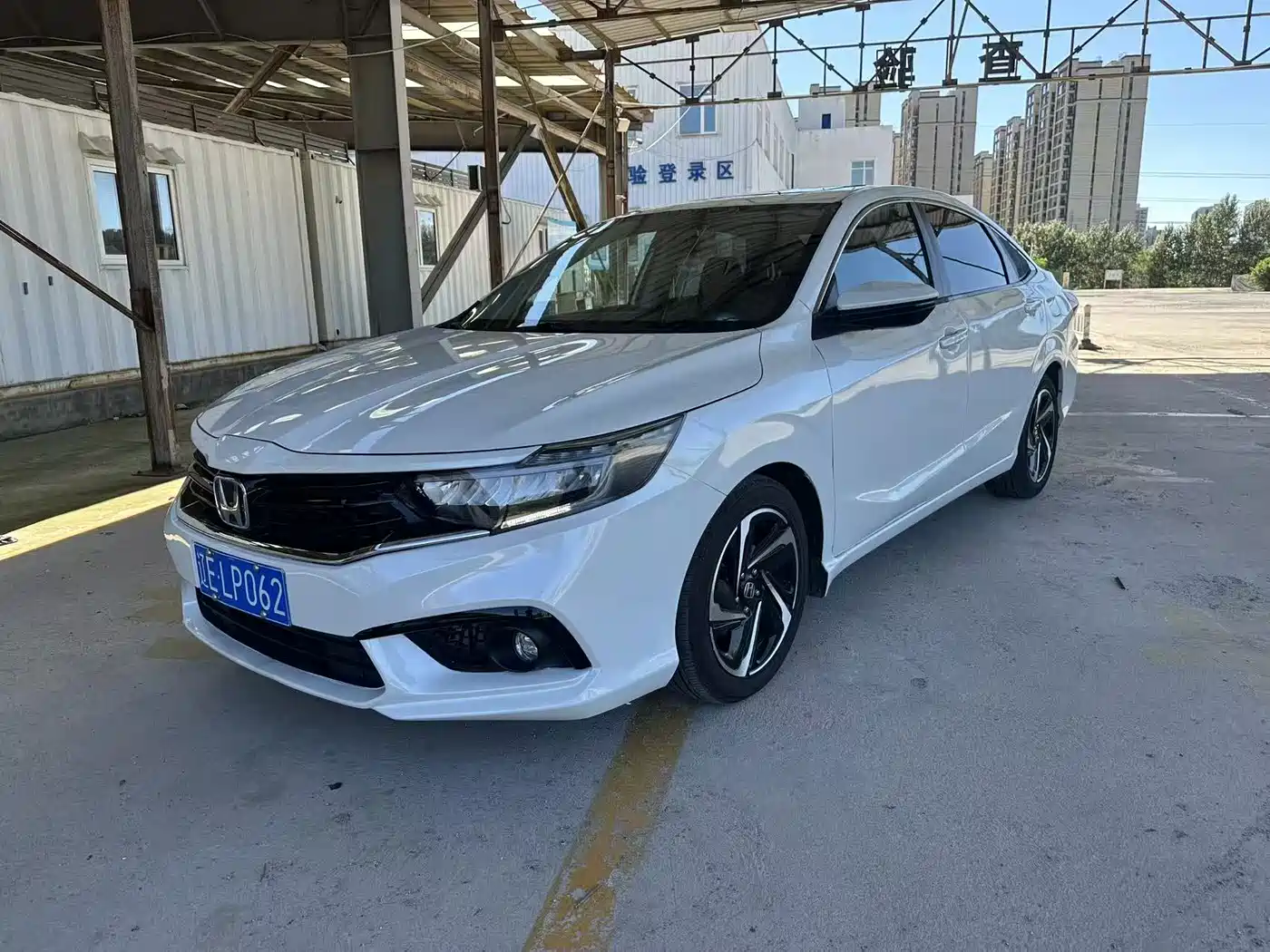 Honda ENVIX 2021 Sharp Hybrid 1.5L Pure Bright Edition