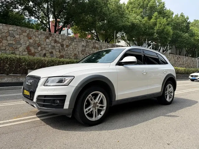 Audi Q5 2017 Plus 40 TFSI Progressive