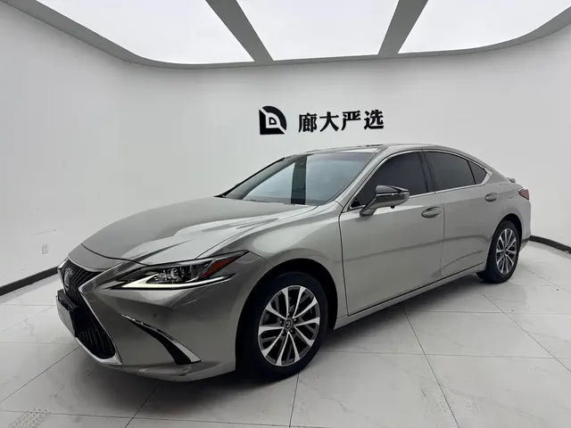 Lexus ES 2022 200 Excellence Edition