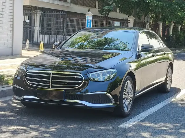 Mercedes-Benz E-Class 2023 E 300 L Fashion