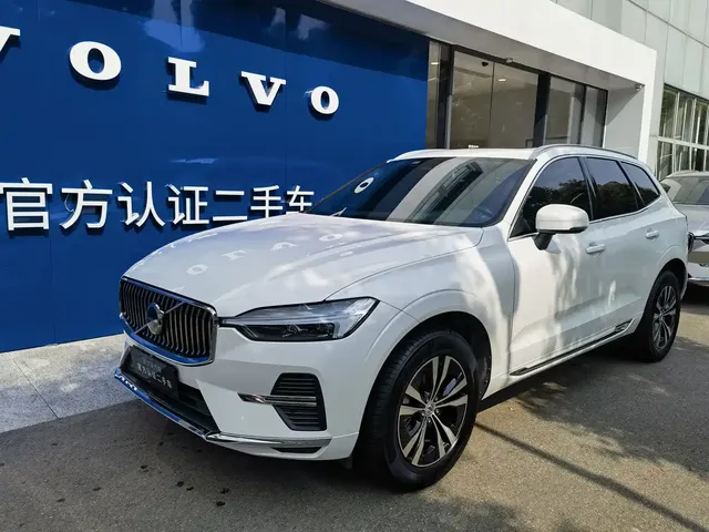 Volvo XC60 2025 B5 AWD Smart Luxury Edition