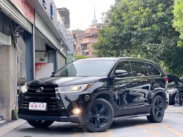 Toyota Highlander 2018 Model 2.0T 4WD Knight Edition 7-Seater China VI