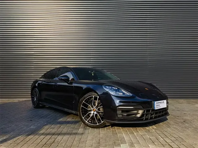 Porsche Panamera 2023 Panamera Executive Long Wheelbase Platinum Edition 2.9T