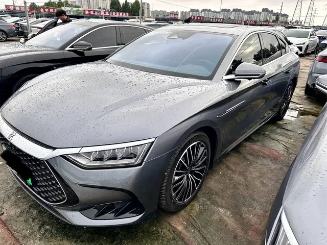 BYD Han 2022 DM-i 121KM Premium Edition
