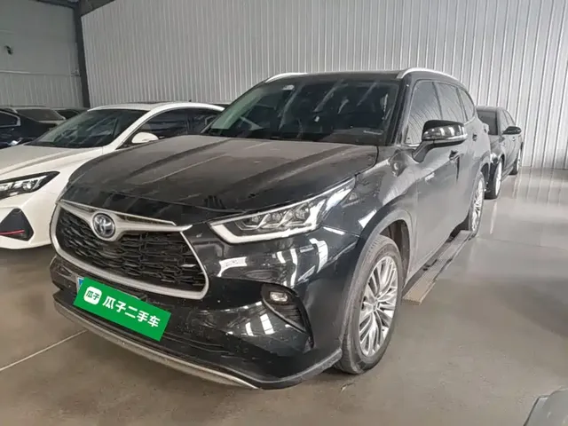 Toyota Highlander 2022 Model Dual Engine 2.5L 4WD Premium Edition 7-Seater