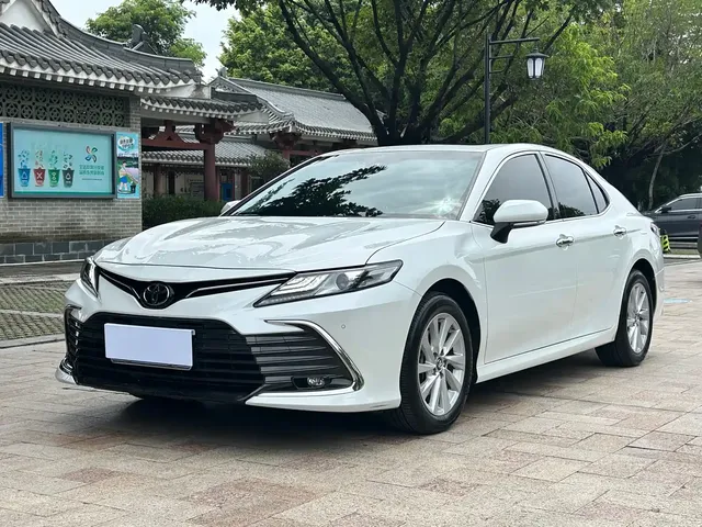 Toyota Camry 2021 2.0G Luxury Edition