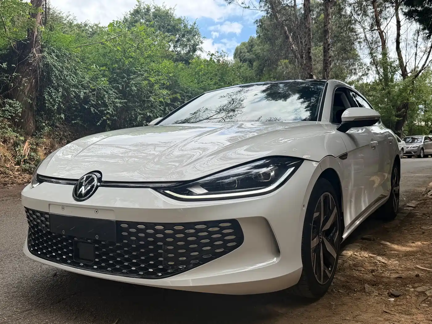 Volkswagen Lamando 2023 Lamando L 280TSI DSG Glamour Edition