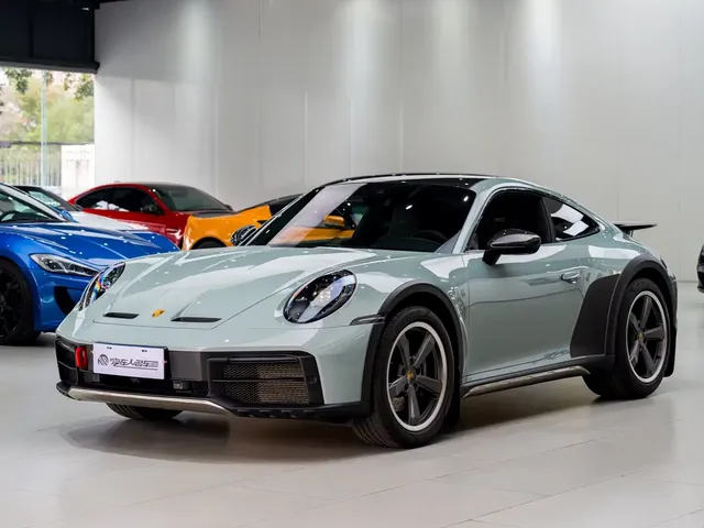 Porsche 911 2023 Dakar 3.0T