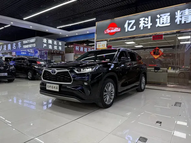 Toyota Highlander 2022 Model Dual Engine 2.5L 4WD Premium Edition 7-Seater