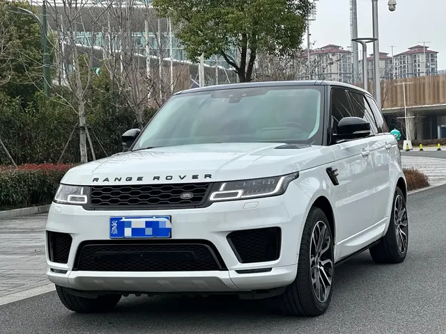 Land Rover Range Rover Sport 2021 3.0 L6 Gloss Black Edition