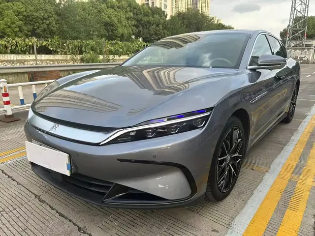 BYD Han 2025 DM-i 125KM Honor