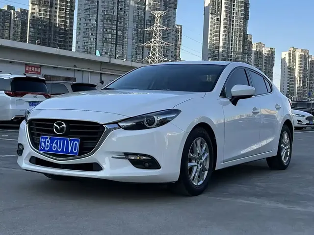 Mazda 3 Axela 2017 Sedan 1.5L Automatic Luxury China V