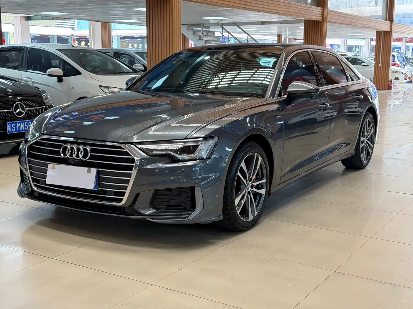 Audi A6L 2021 40 TFSI Luxury Sport