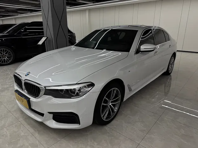 BMW 5 Series 2020 525Li M Sport Package